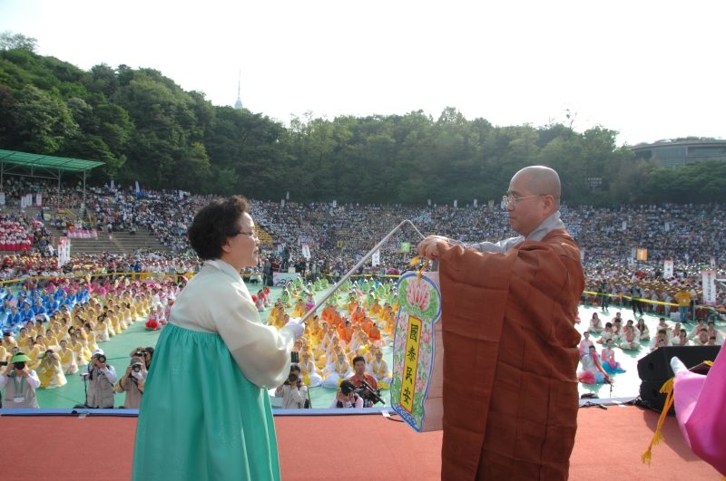 2010.05.16_연등 축제 (409)